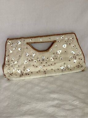 Artisan Hand-Beaded Mother of Pearl Clutch – Made in India